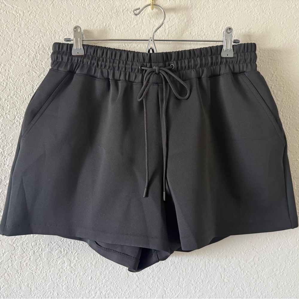 Good American Black High Waist Elastic Drawstring  Shorts - New no Tags